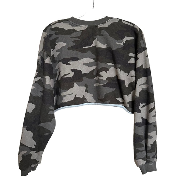 Garage Women’s Camouflage Crop Sweatshirt Top Camp Green Sz Small - Picture 2 of 6